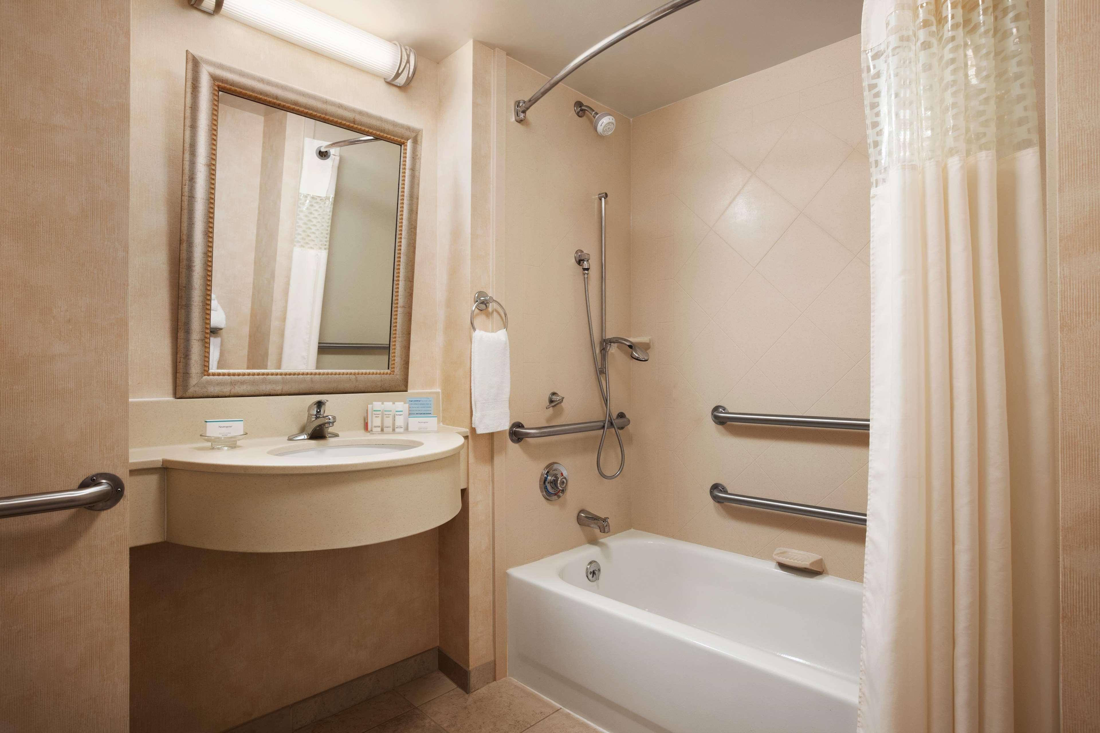 Hampton Inn Geneva Exteriér fotografie